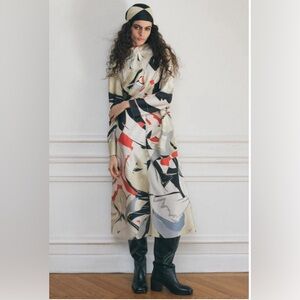 Zara printed midi dress size extra swamp NWT Abstract Print Long Sleeve Dress❣️